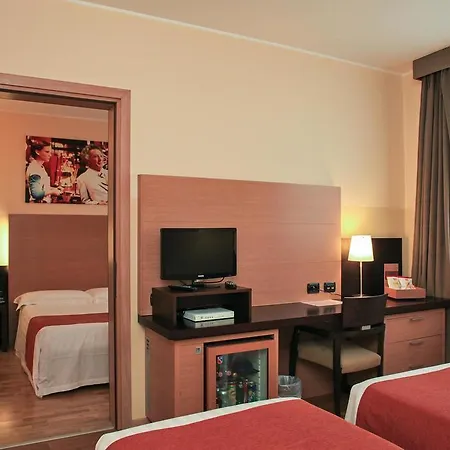 فندق Milano Cologno كولونيو مونزيسِّ