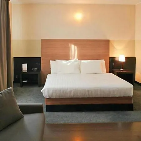 Milano Cologno 4*