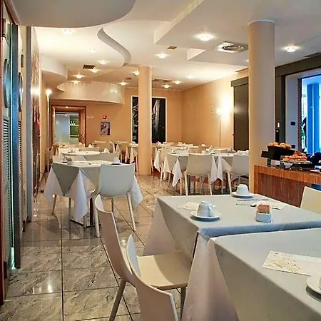 Milano Cologno Szálloda 4*