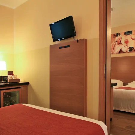 ホテル Milano Cologno