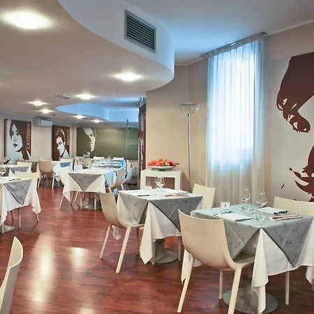 Milano Cologno 4*
