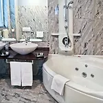 Milano Cologno Отель