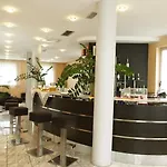 Milano Cologno Отель